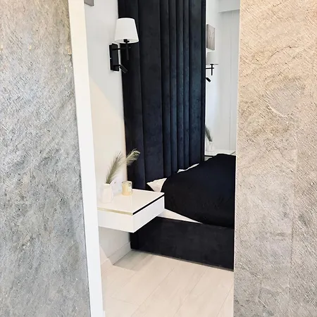 Lake Apartment Мронгово